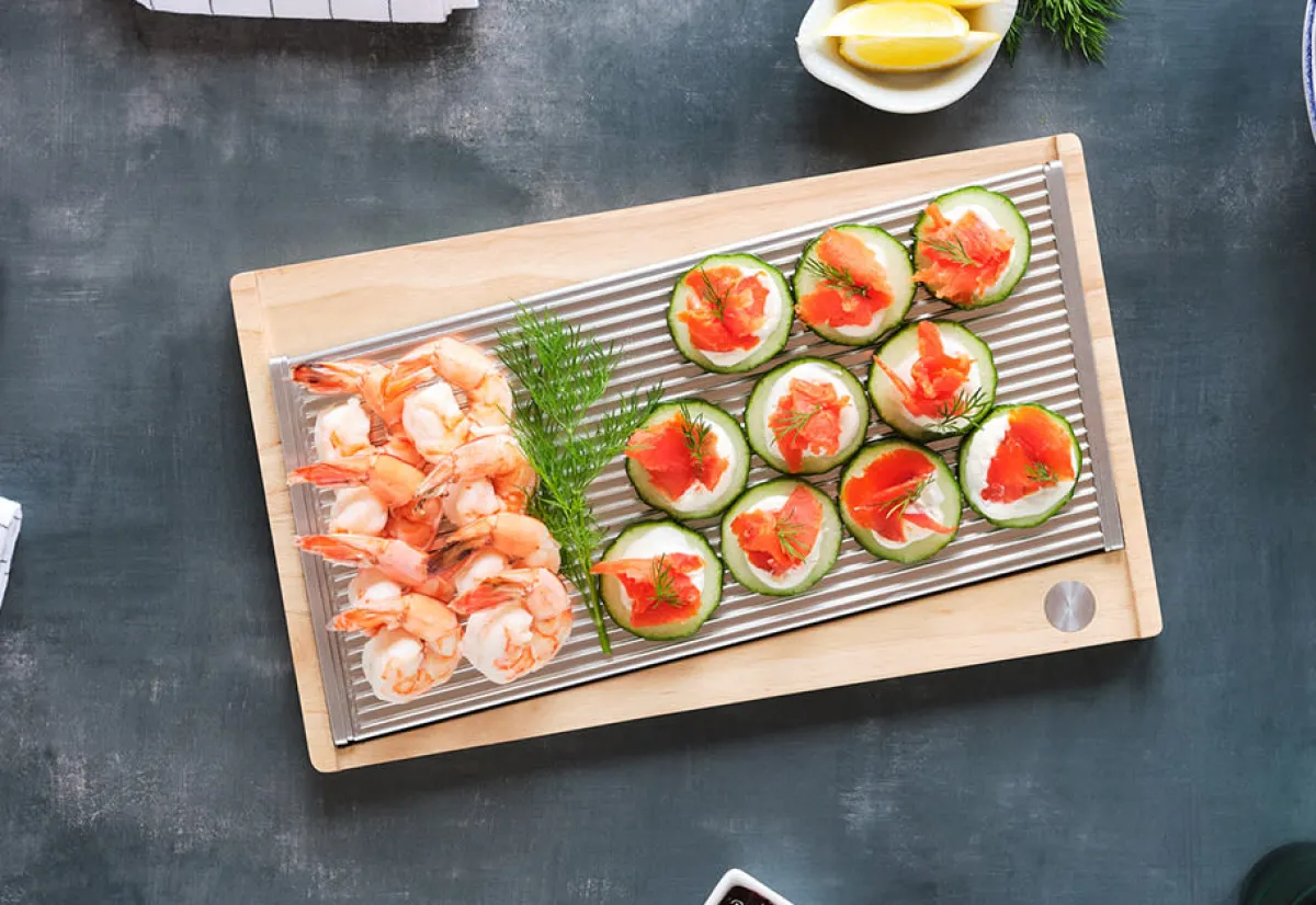 Englewood Marketing Group, Inc. Chilling Party Platter