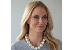 Hot Girls Pearls , LLC Cooling Pearl Necklace