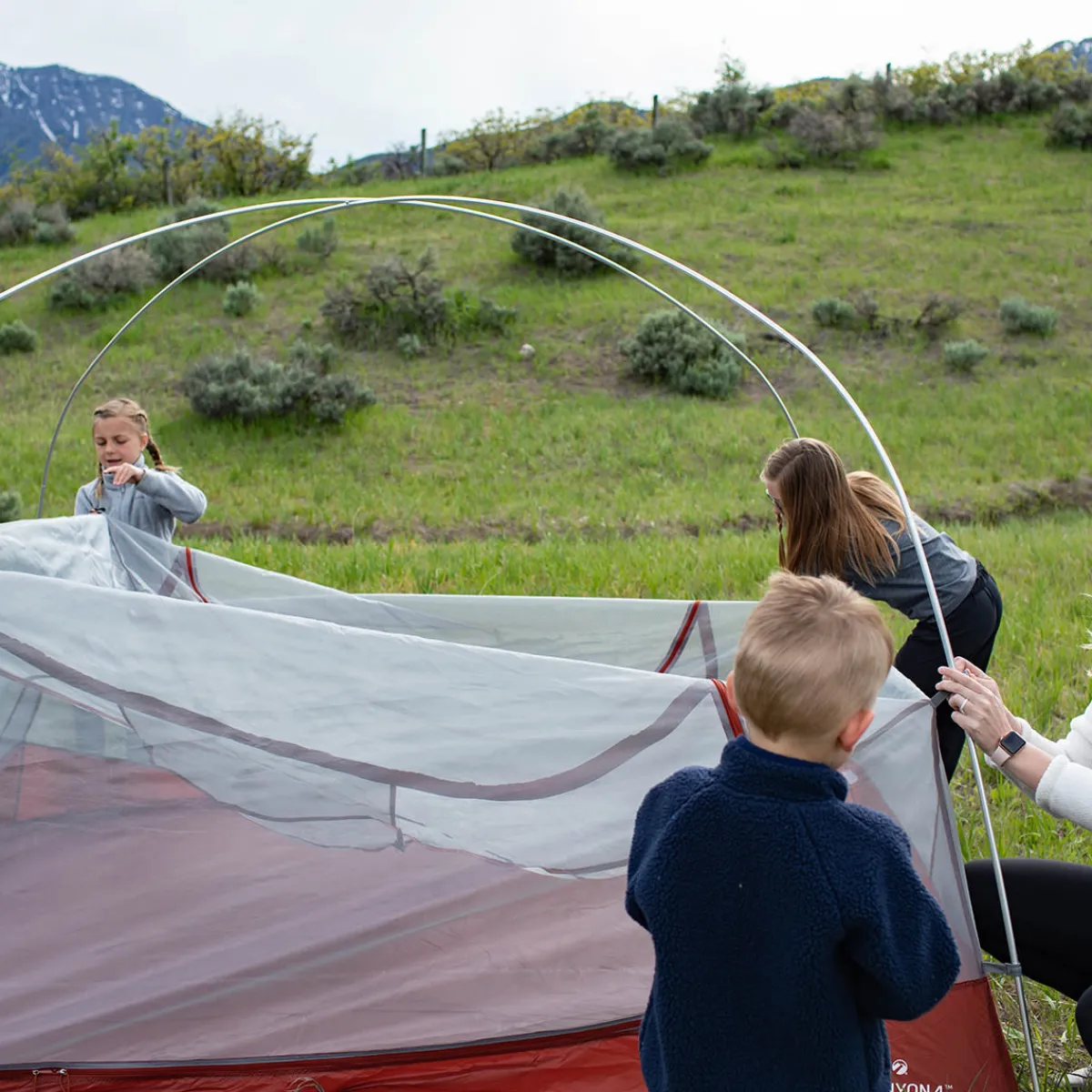 Rightline Gear Cross Canyon 4-Person Tent
