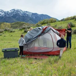 Rightline Gear Cross Canyon 4-Person Tent