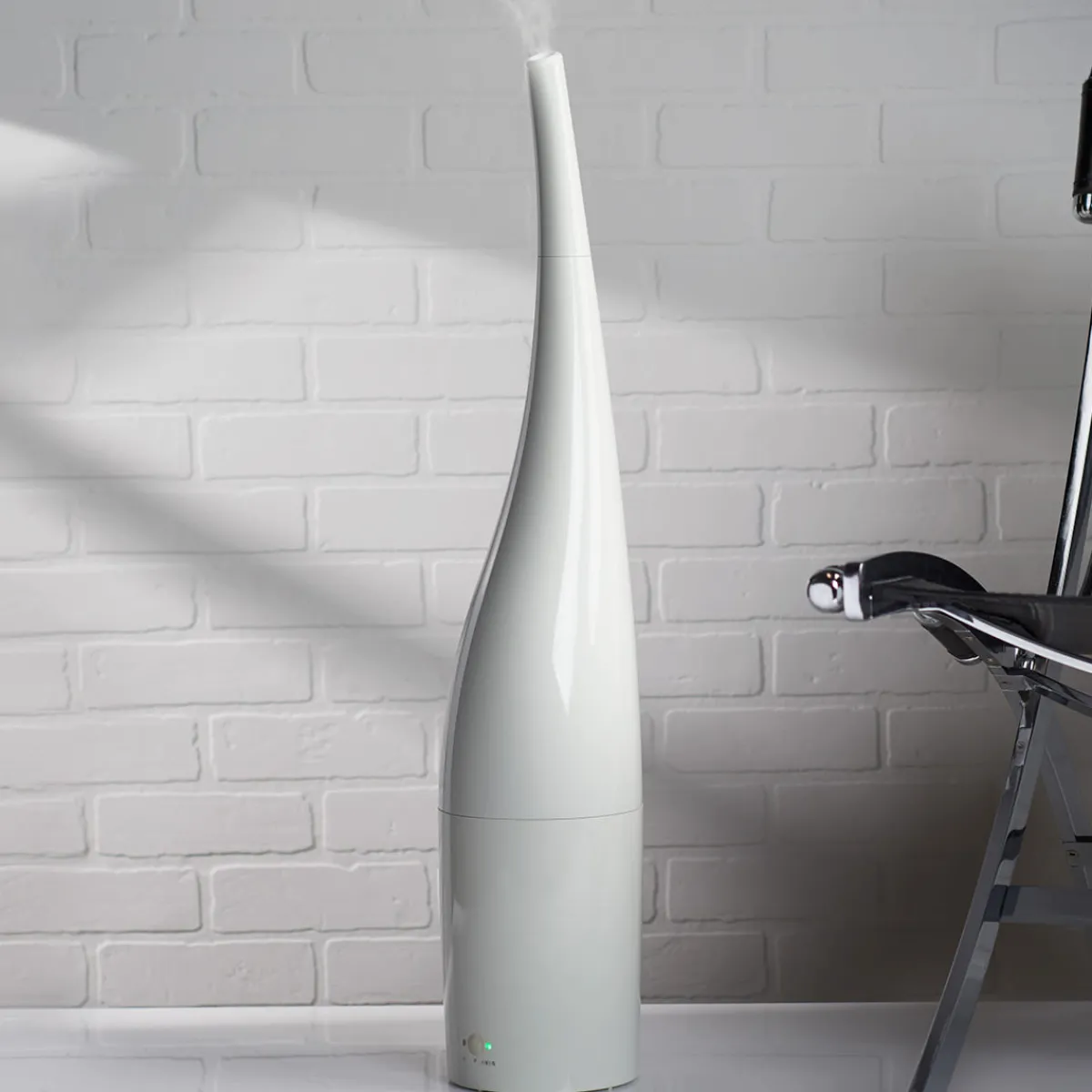 Unilution, Inc. Decorative Vase Ultrasonic Humidifier