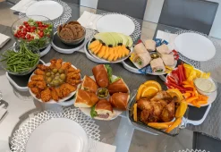 The Lazy Susan Revolution Inc. Dinner Table Lazy Susan