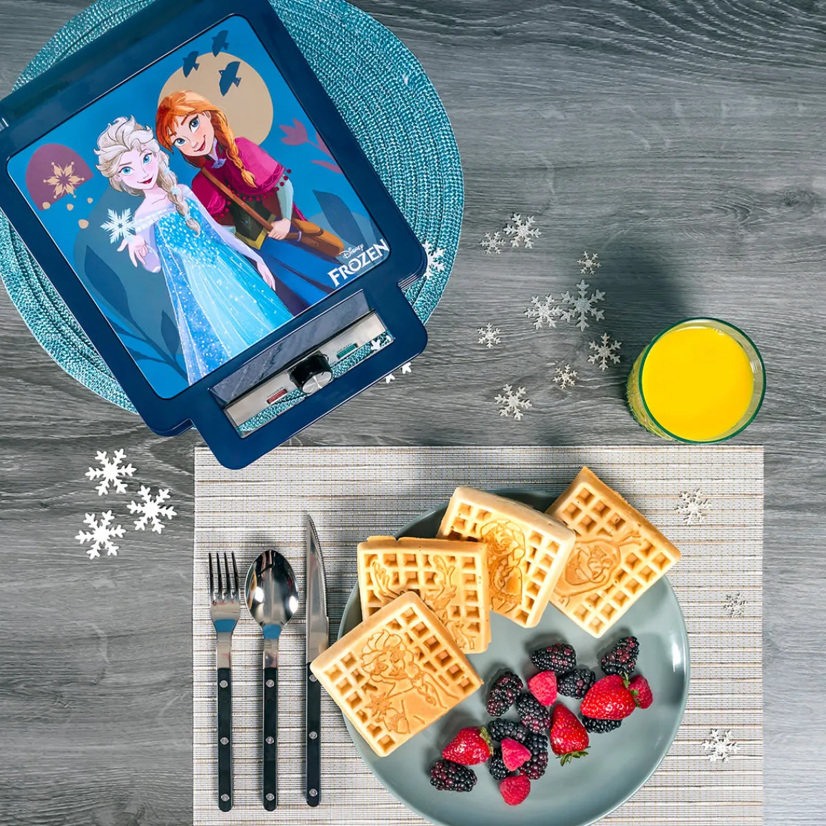 Uncanny Brands, LLC Disney Frozen Deluxe Waffle Maker