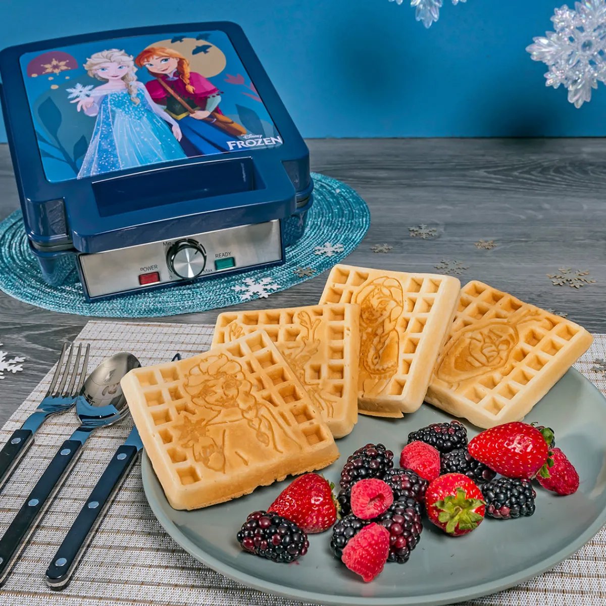 Uncanny Brands, LLC Disney Frozen Deluxe Waffle Maker