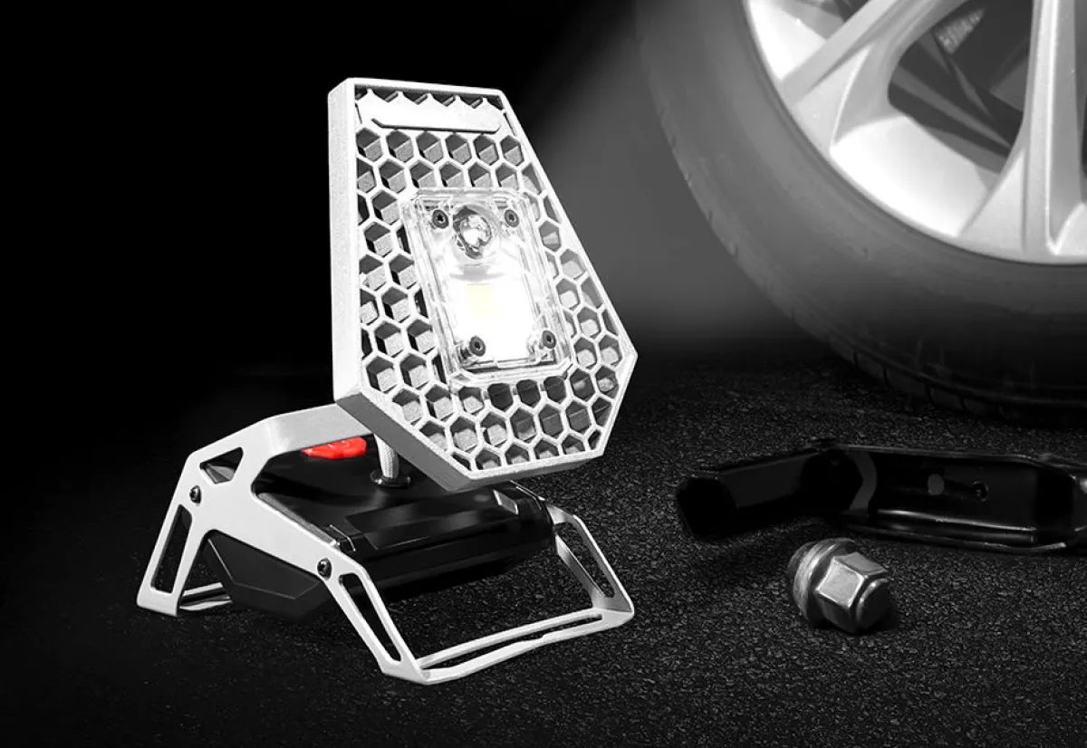 BISS Product Development, LLC Durable Mobile Task Light