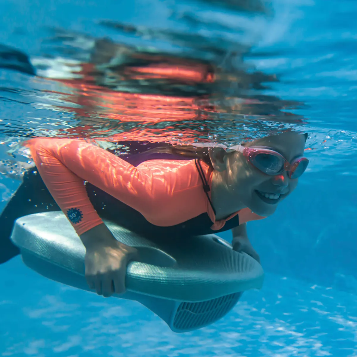 Glare Technology USA Inc Electric Swimming Kickboard