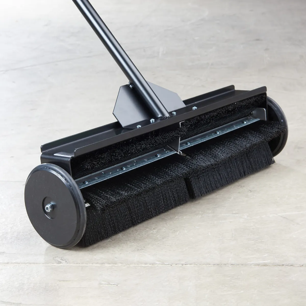 MMIX Technologies LLC ErgoSweep Rotating Push Broom