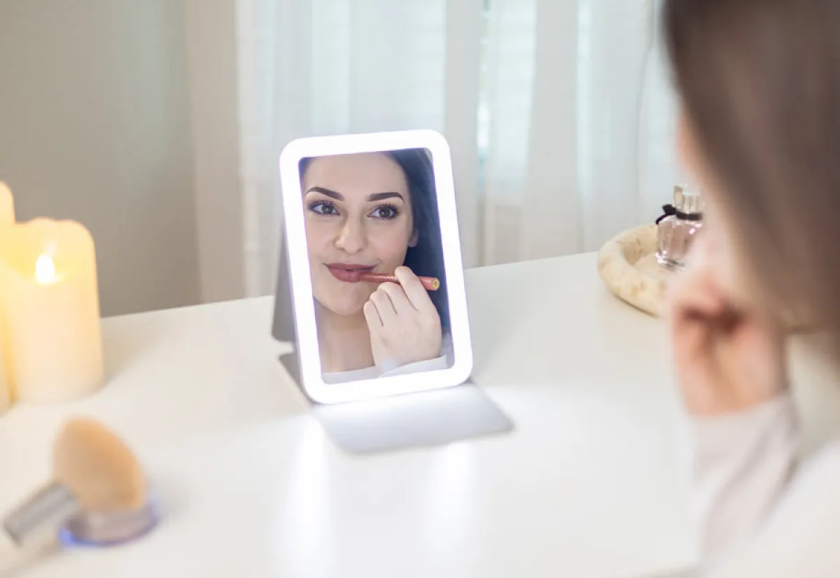 Sharper Image Full-Face LED Travel Mirror