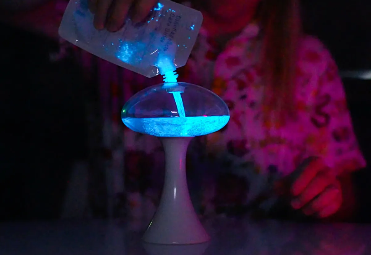Mañanaland LLC (d/b/a/Urbz) Glowing Plankton Aquarium