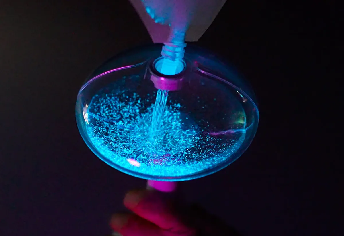 Mañanaland LLC (d/b/a/Urbz) Glowing Plankton Aquarium