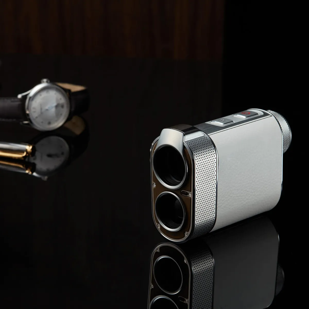 Golf Gifts and Gallery GPS Laser Golf Range Finder