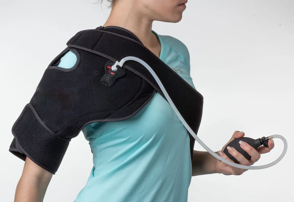 PolyGel, LLC Hot/Cold Shoulder Compression Therapy
