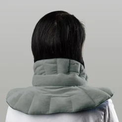 Sharper Image Hot/Cold Weighted Neck and Shoulder Wrap with Aromatherapy