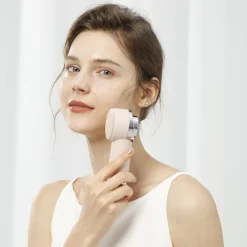 Prospera Corporation 2-in-1 Warming Deep Cleansing Facial Brush