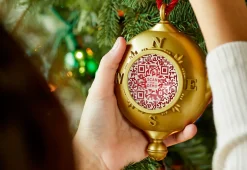 Holidynamics Inc Interactive Santa Ornament with Journal