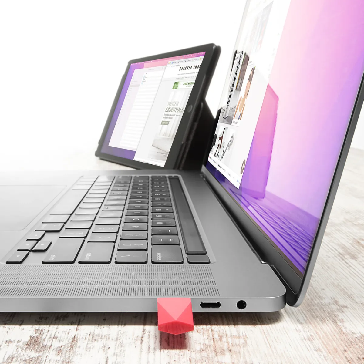 Odash Inc. iPad-to-Monitor Adapter