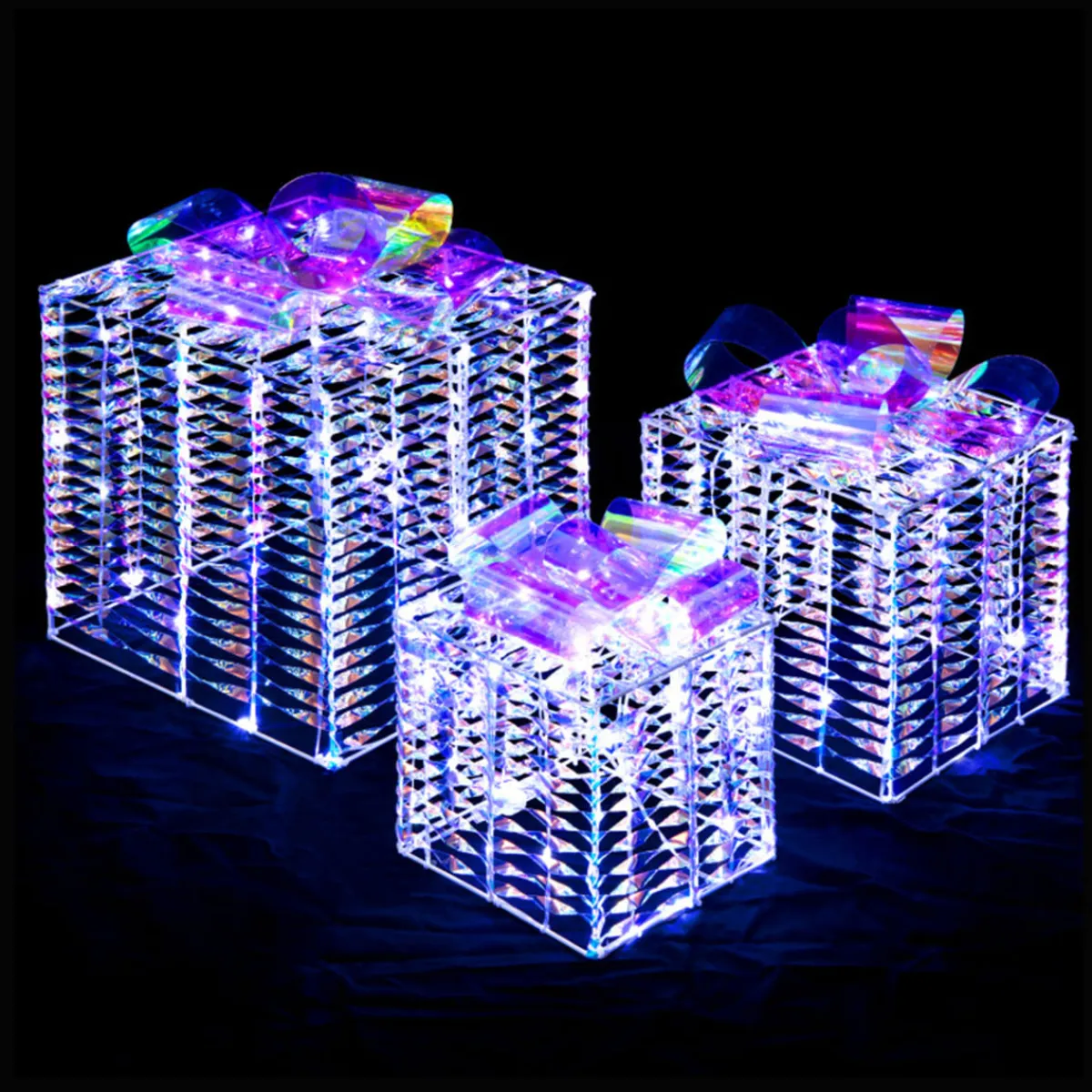 GoPlus (Costway) Iridescent Pre-Lit Christmas Gift Box Decoration (Set of 3)