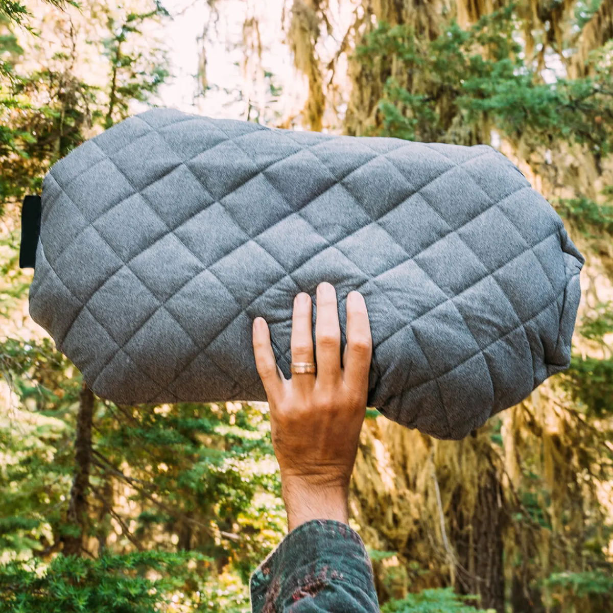 Rightline Gear Luxe Inflatable Camping Pillow