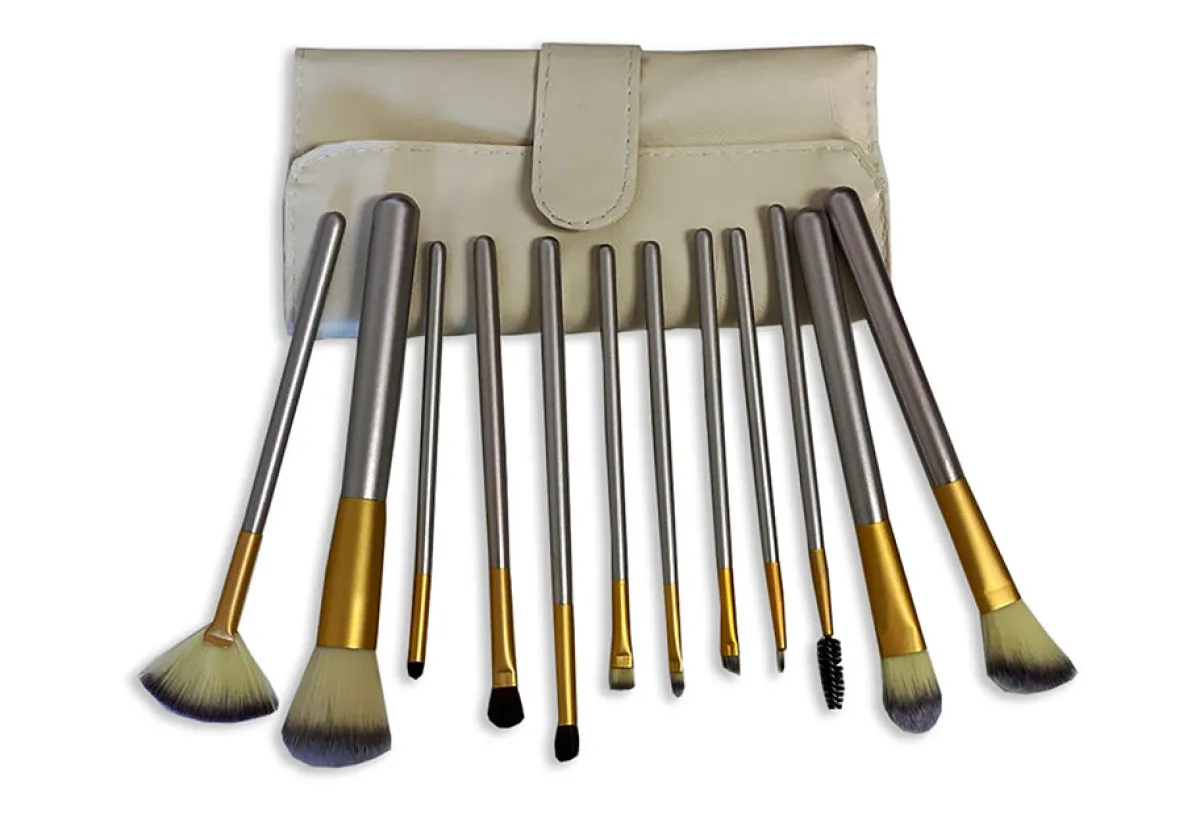 Teleshop Inc. (Beauty Ko LLC) Make Up Brush Cleaner With Brush Set