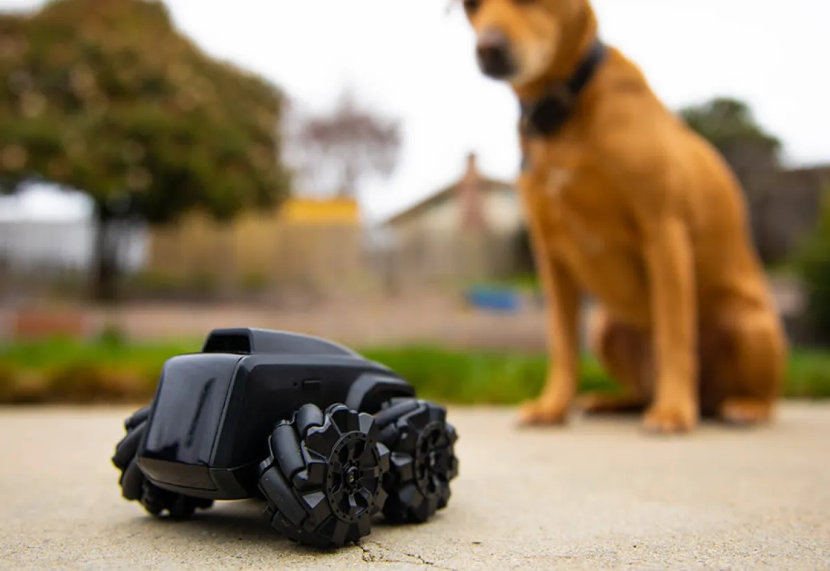 Pilot Laboratories, Inc Mobile Security Robot