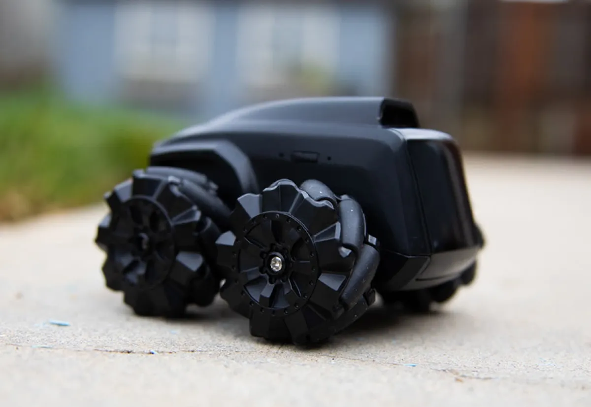 Pilot Laboratories, Inc Mobile Security Robot