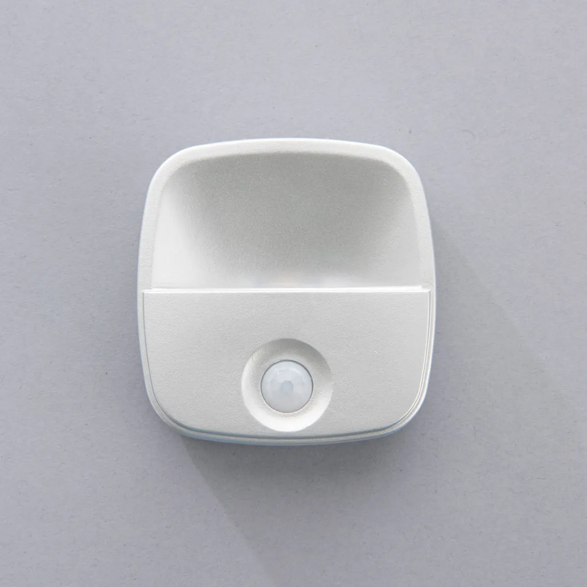 Daylight 24, Inc Motion Activated Place Anywhere Lights by Sharper Image (Set of 5)
