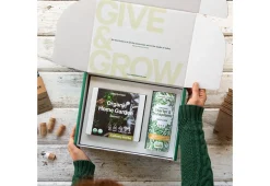 Dobi u0026 Associates, Inc. Organic Home Garden Gift Box Set