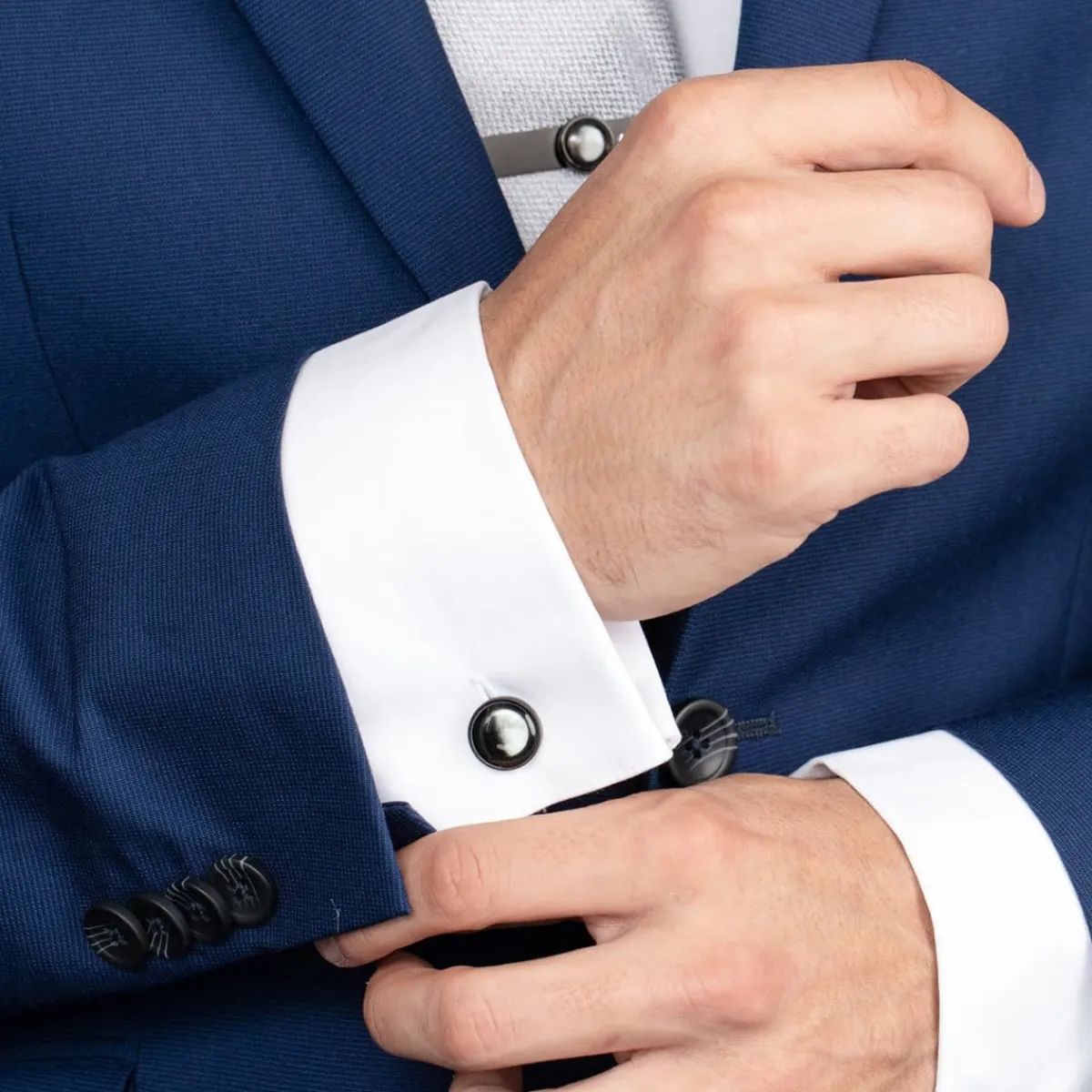 Moonglow LLC Personalized Choose Your Moon Phase Moonrise Cufflinks