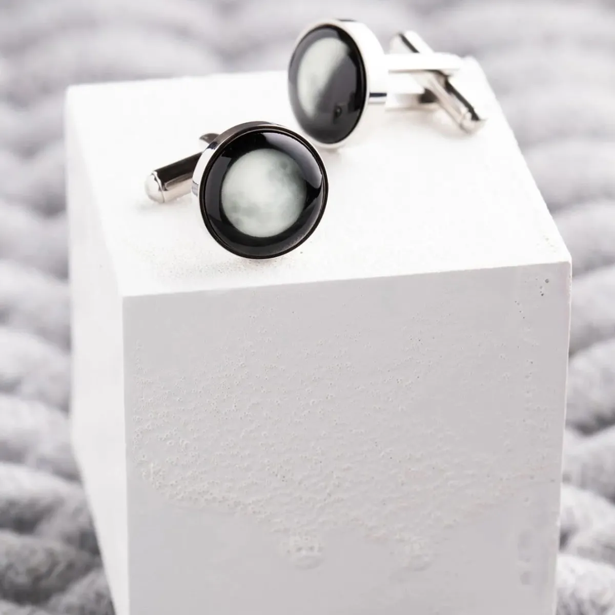 Moonglow LLC Personalized Choose Your Moon Phase Moonrise Cufflinks