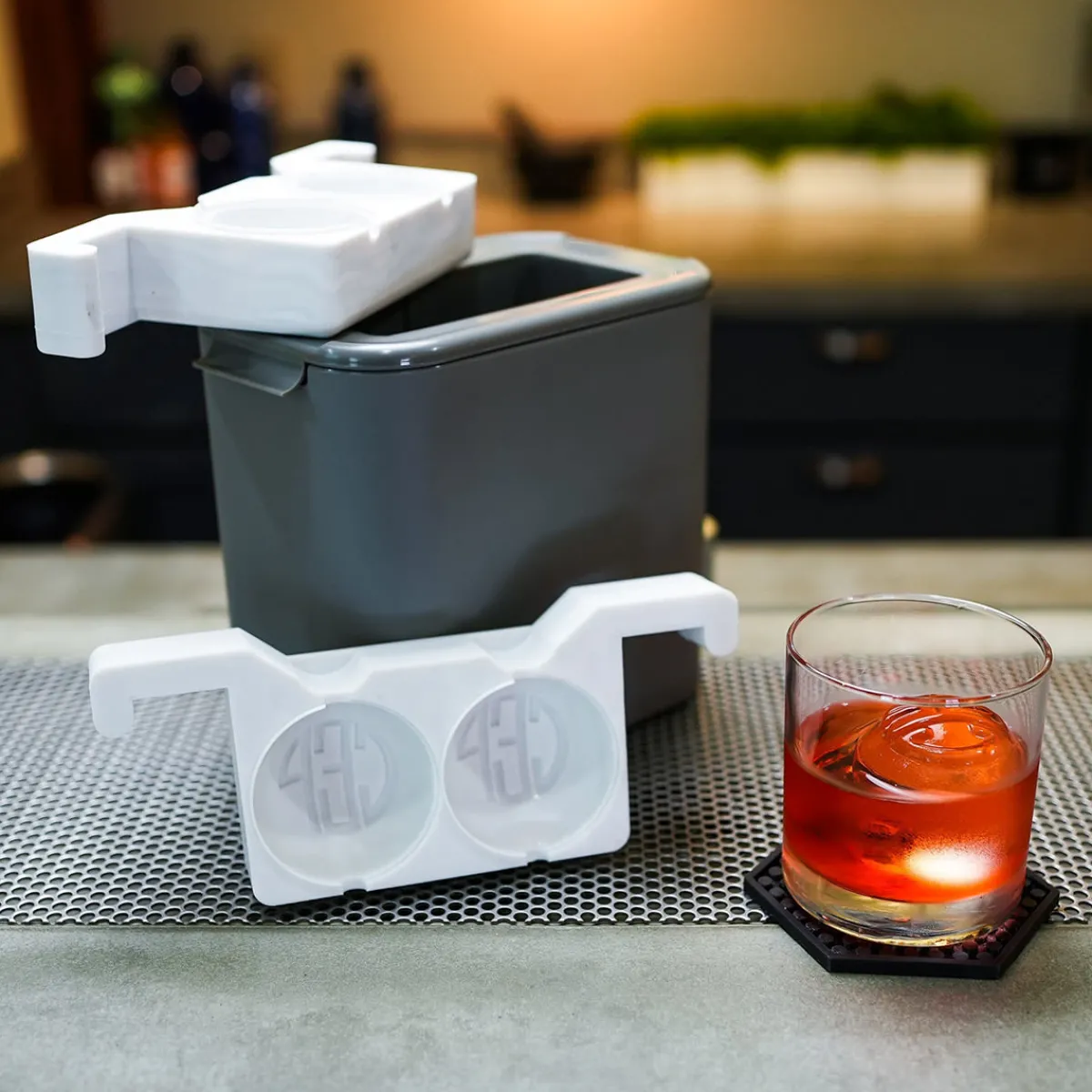 Astec Designs LLC Personalized Whiskey Gift Set