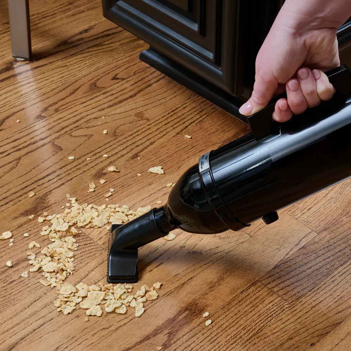 Metropolitan Vacuum Cleaner Co., Inc. Professional Cordless Utility Vacuum