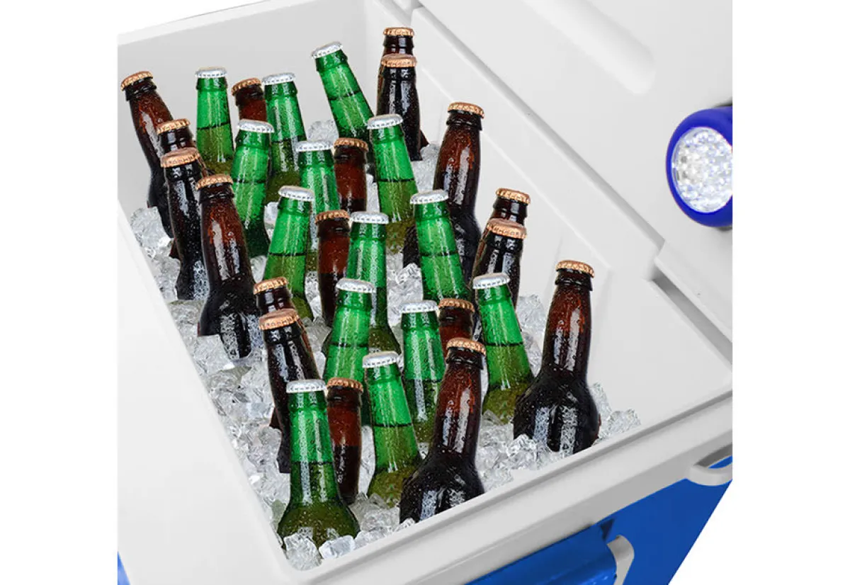 SONDPEX CORPORATION OF AMERICA LLC 40-Qt. Rolling Cooler with tooth Sound System