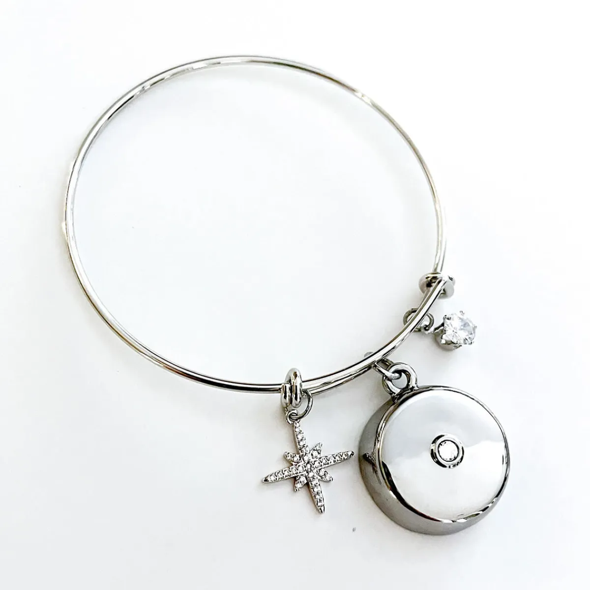 invisaWear Technologies Corporation Safety Star Burst Charm Bracelet with Crystal Pendant