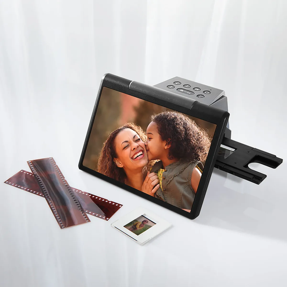 MI - Prinics Co., Ltd Slide and Negative Converter by Sharper Image