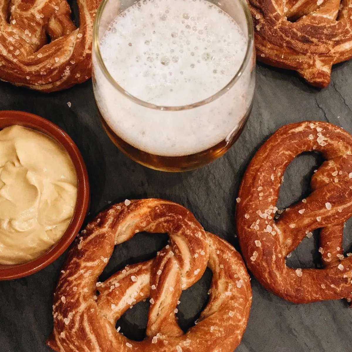 Brooklyn Brew Shop, LLC Soft Pretzel and Beer Cheese Making Kit