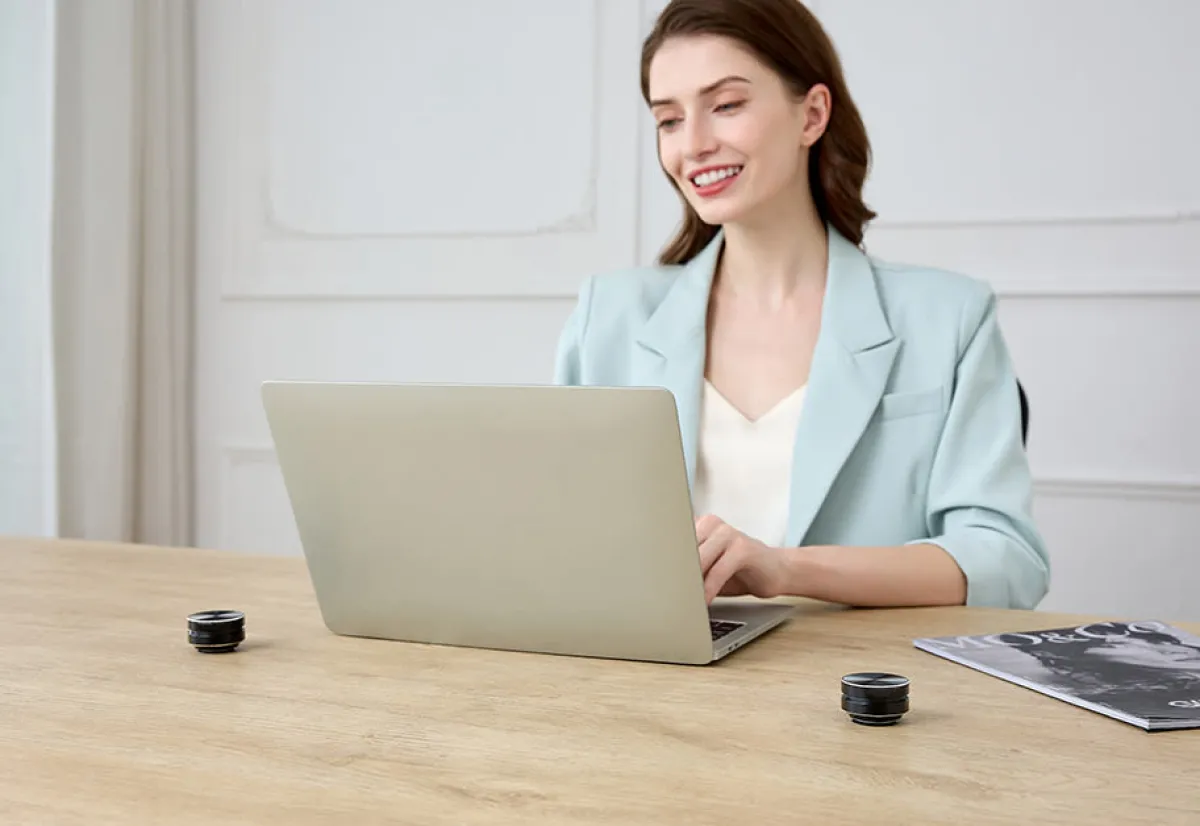 Plot Twist LLC Sound Conduction Bluetooth Speaker