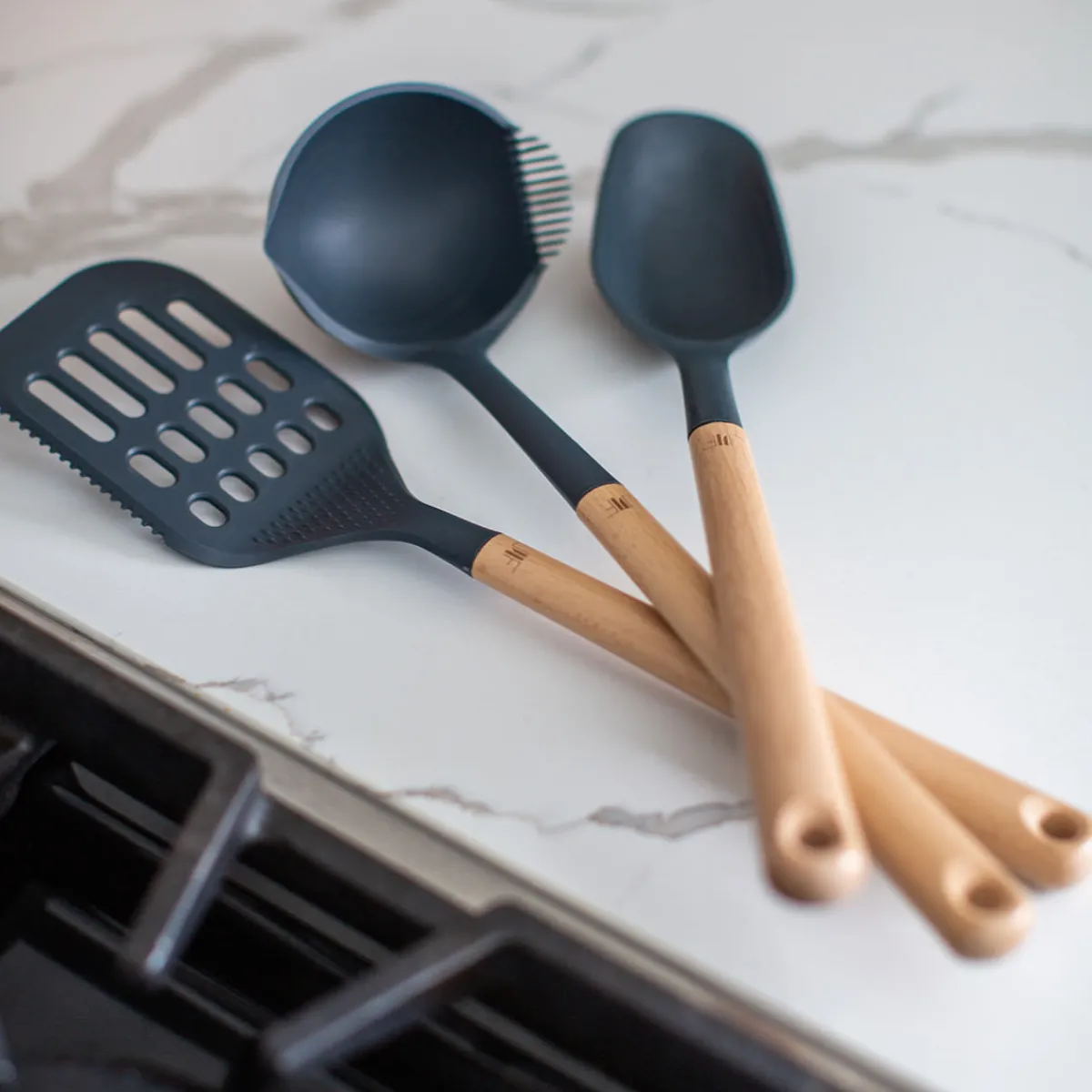 Widgeteer Inc. Spoon Rest/Cookbook Holder and Tool Set Bundle