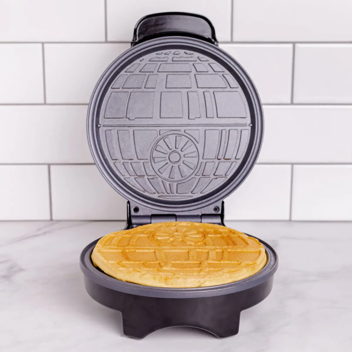 Uncanny Brands, LLC Star Wars Halo Death Star Waffle Maker
