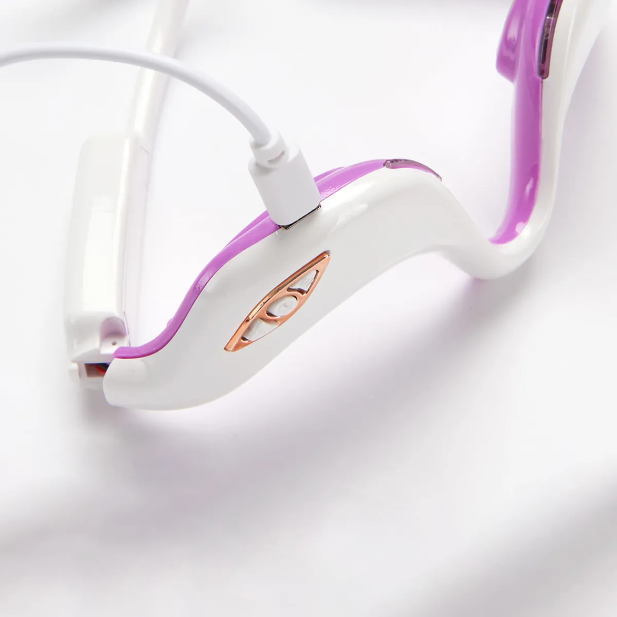 DAJ Distribution Inc. dba Onyx Distribution Under Eye Rejuvenator