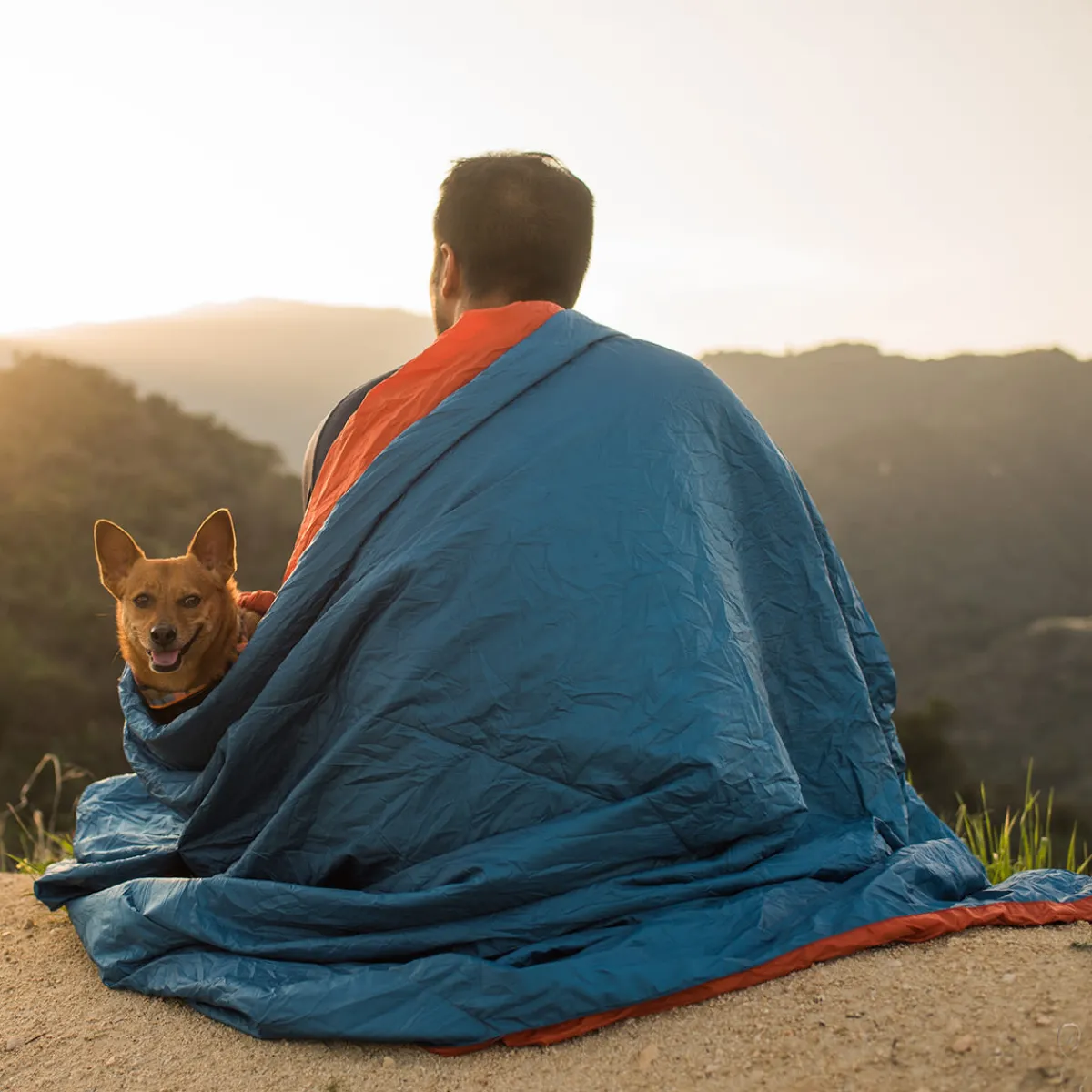 Rightline Gear Versa Blanket