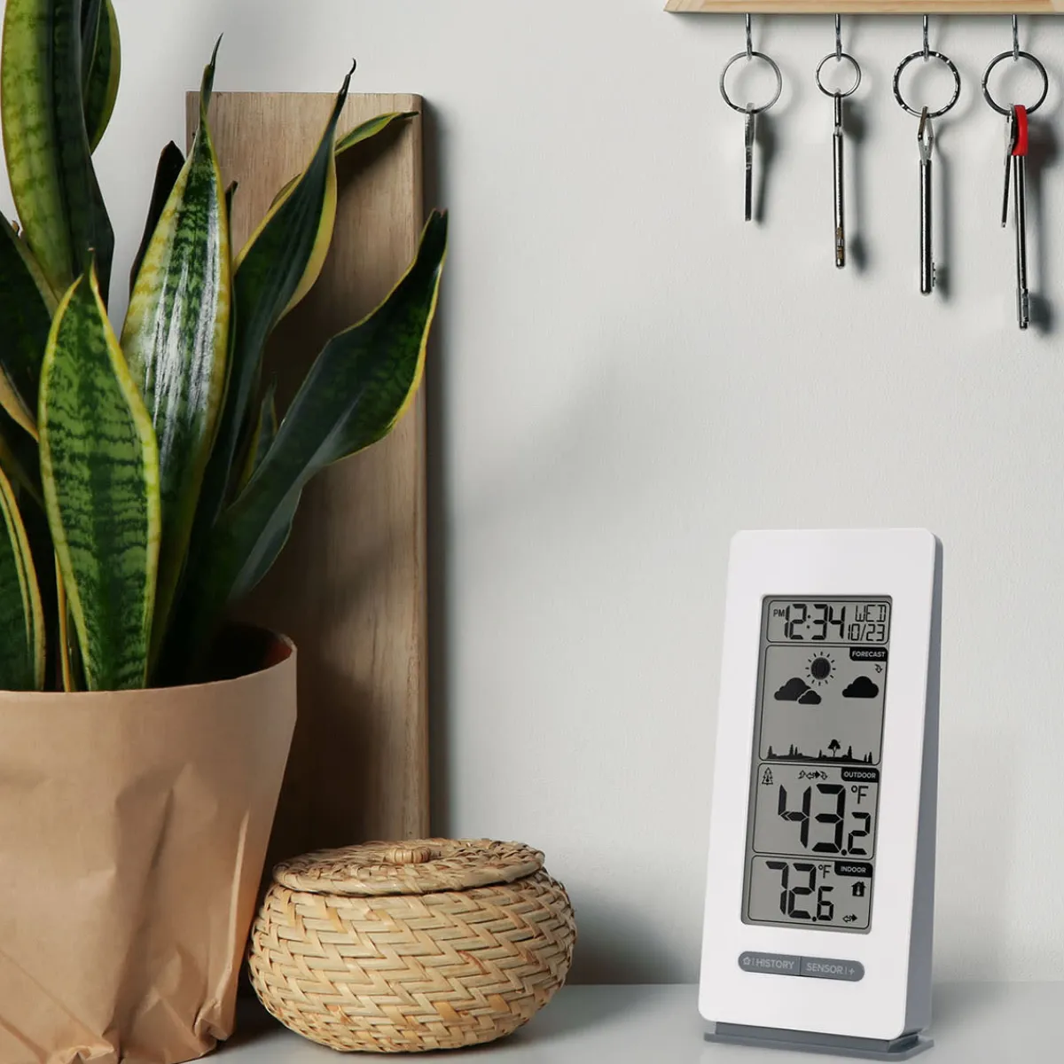 LaCrosse Technology, Ltd. Wireless Forecast Station