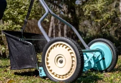 Teleshop Inc. (Beauty Ko LLC) 14'' 5-Blade Push Reel Lawn Mover with Grass Catcher
