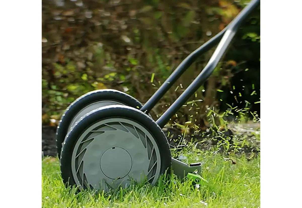 Teleshop Inc. (Beauty Ko LLC) 14'' Manual Reel Mower