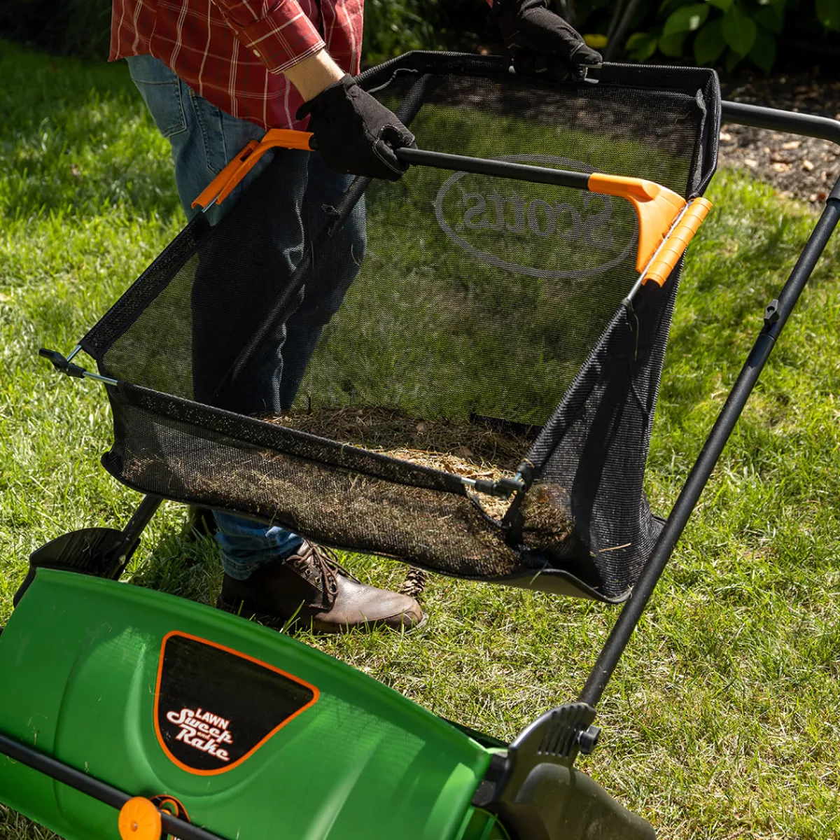 The Great States Corporation dba American Lawn Mower Co 26'' Push Lawn Sweeper