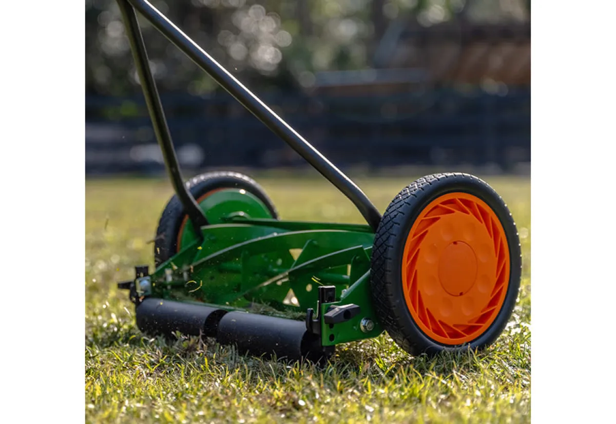 Teleshop Inc. (Beauty Ko LLC) 16'' Scotts Manual Reel Mower